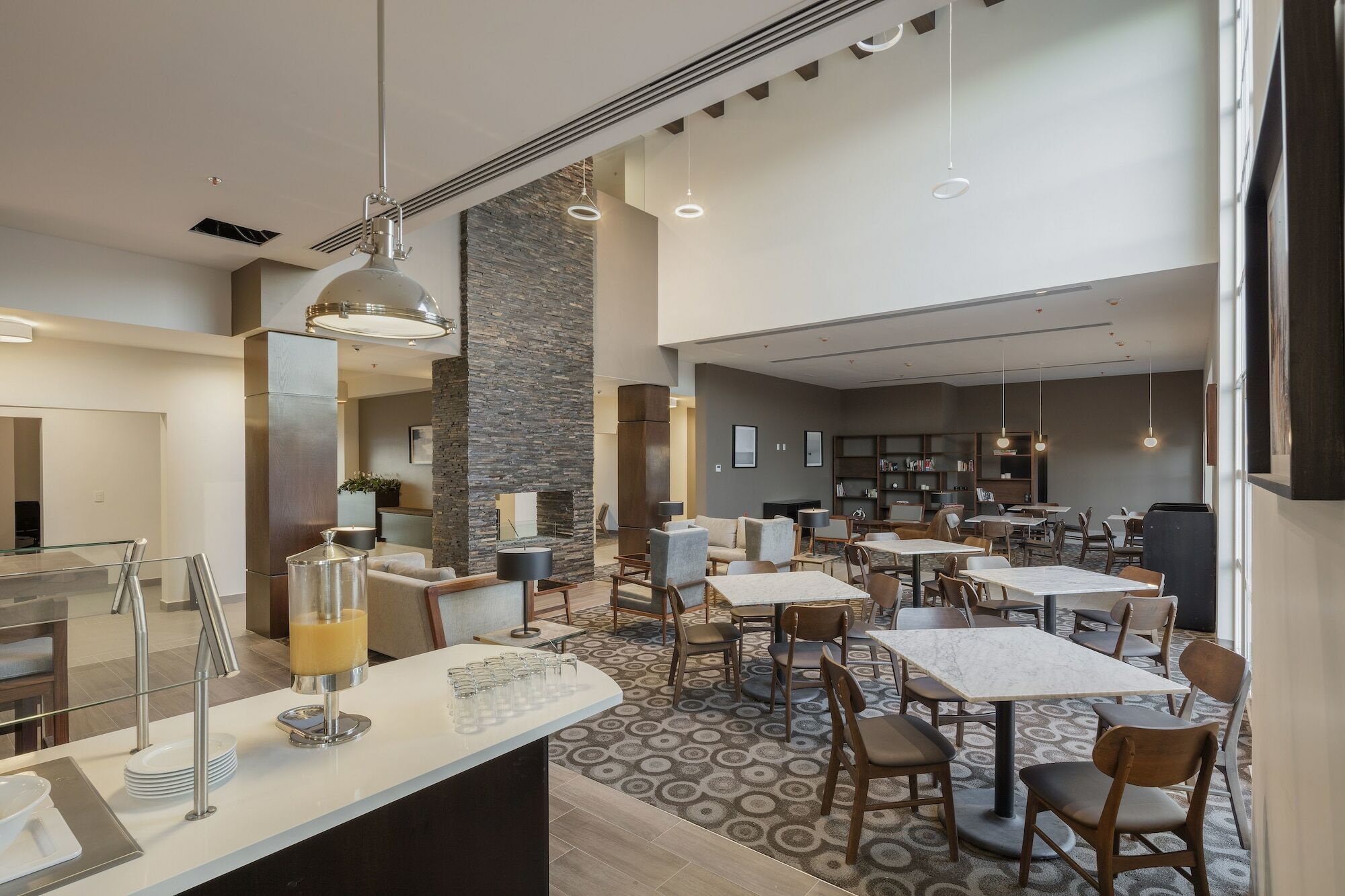 Staybridge Suites Silao By Ihg Bagian luar foto